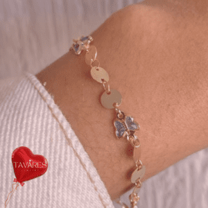 Pulseira plaquinhas e borboletas